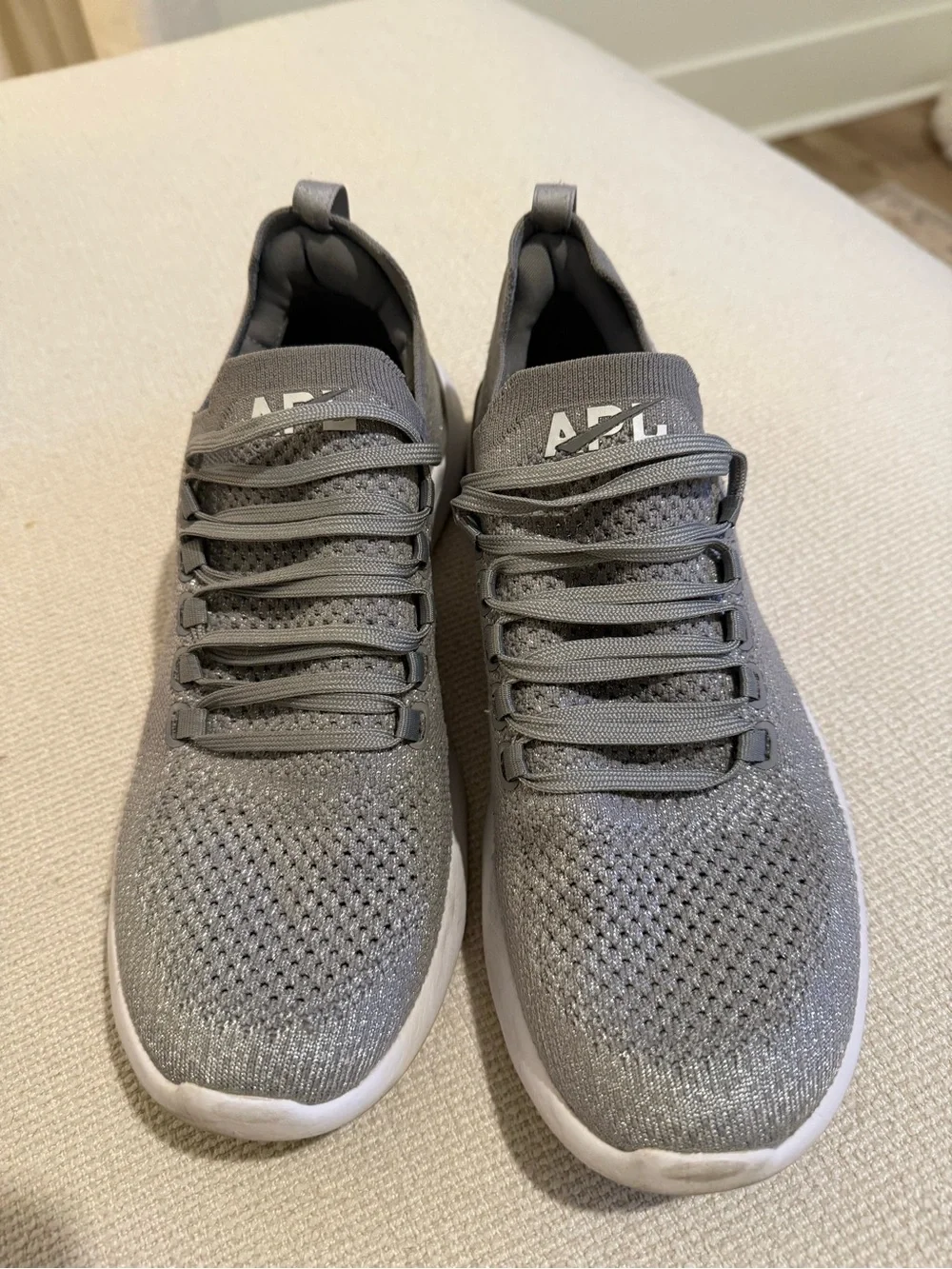 APL Techloom Breeze Sneakers - Silver/ Gray